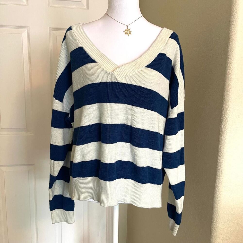 JoyLab White and Blue Striped Cropped Cotton Sweater - size XXL
